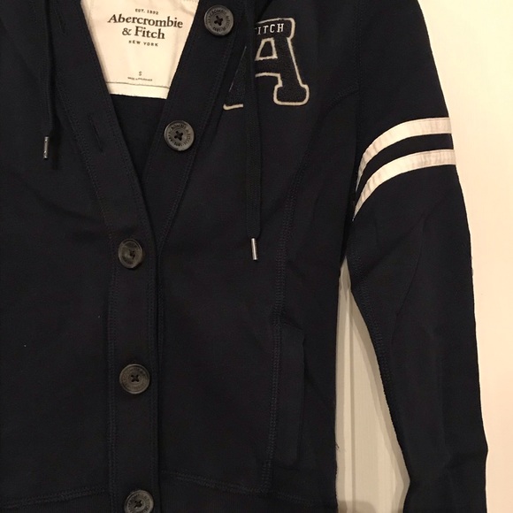 New A&F hoodie - Picture 2 of 7